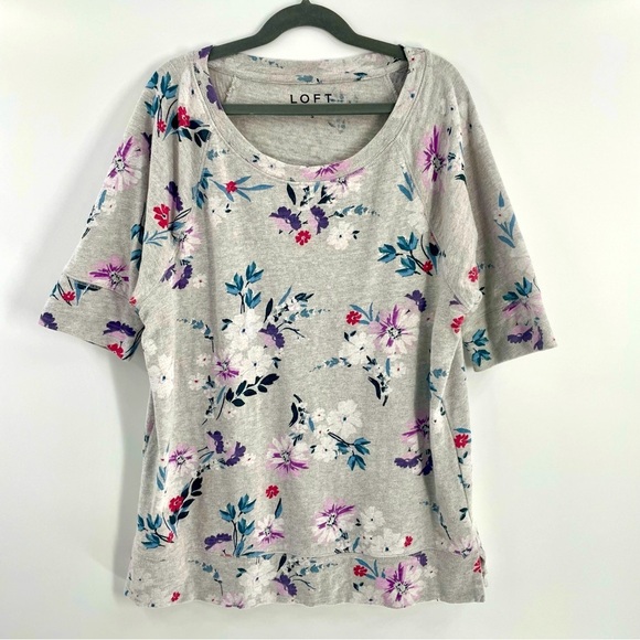 LOFT Grey Floral 100% Cotton Crew Neck Pullover Short Sleeve Sweatshirt Top - Picture 1 of 7